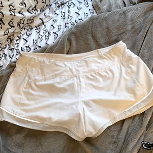 White lululemon shorts